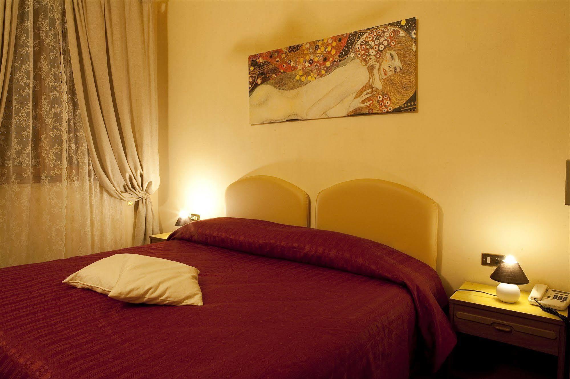 Hotel Centro Campi Bisenzio Exteriör bild