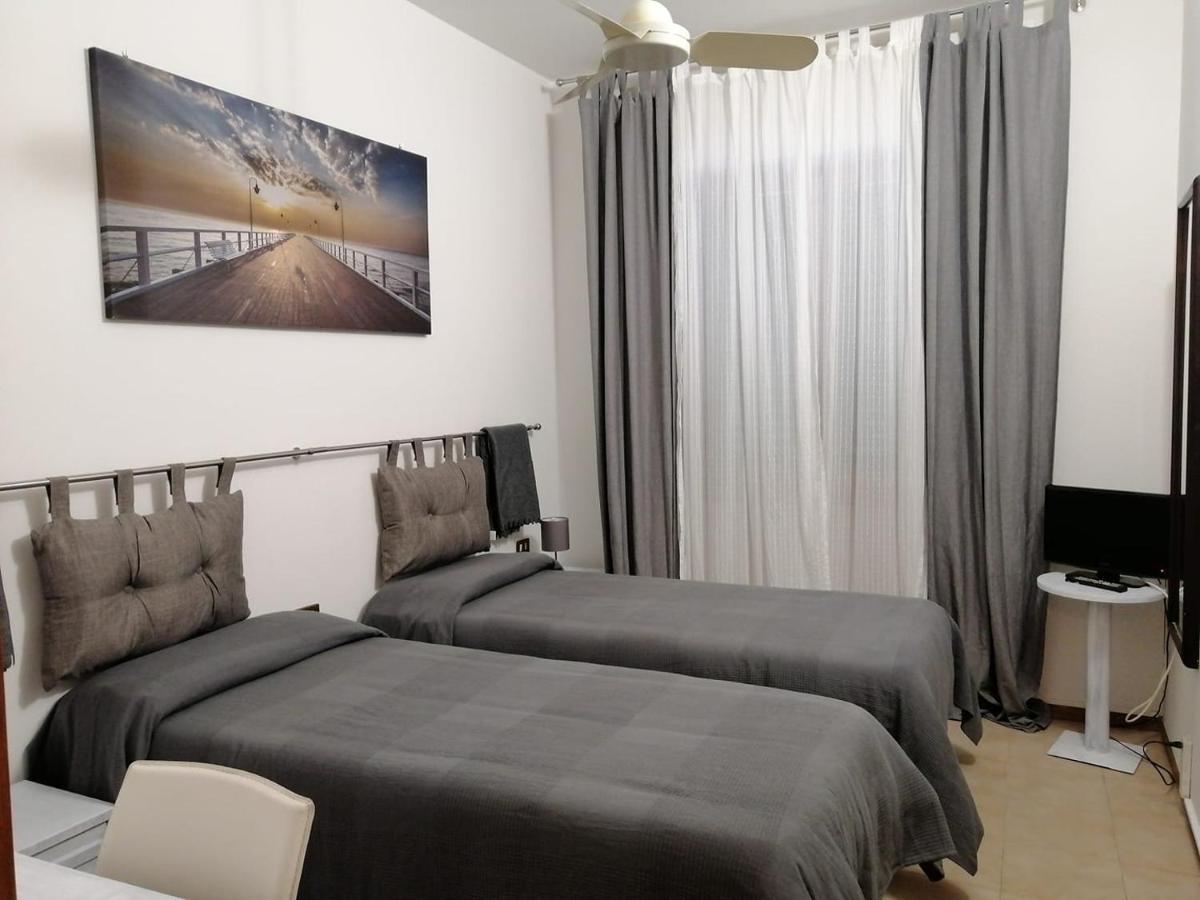 Hotel Centro Campi Bisenzio Exteriör bild